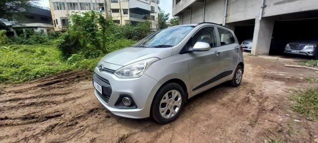 Hyundai Grand i10 Sportz 1.2 Kappa VTVT 2014