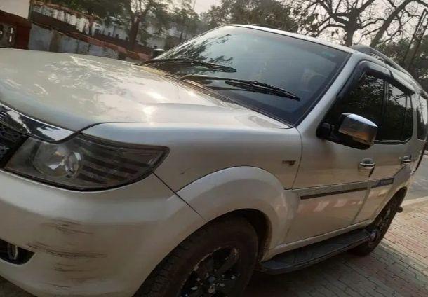 Tata Safari Storme 2.2 EX 4X2 2017