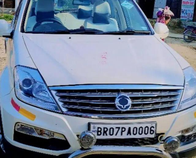 Mahindra Ssangyong Rexton RX5 2014