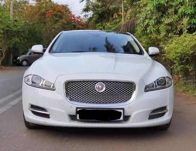 Jaguar XJ 3.0 DIESEL PORTFOLIO 2010