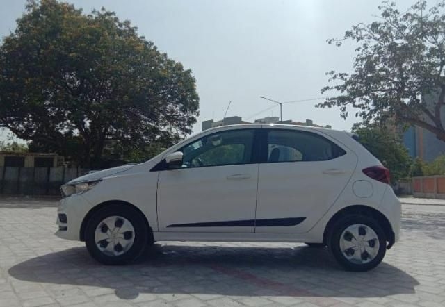 Tata Tiago Revotron XT BS6 2020