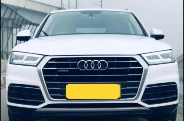 Audi Q5 45 TFSI Technology BS6 2021