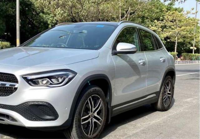 Mercedes-Benz GLA 220d 2021