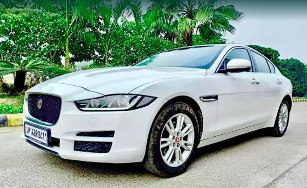 Jaguar XE Portfolio Diesel 2017