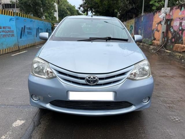 Toyota Etios Liva G 2012