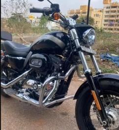 Harley-Davidson 1200 Custom 2020