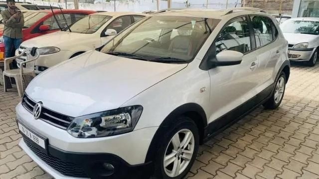 Volkswagen Cross Polo 1.5 TDI 2013