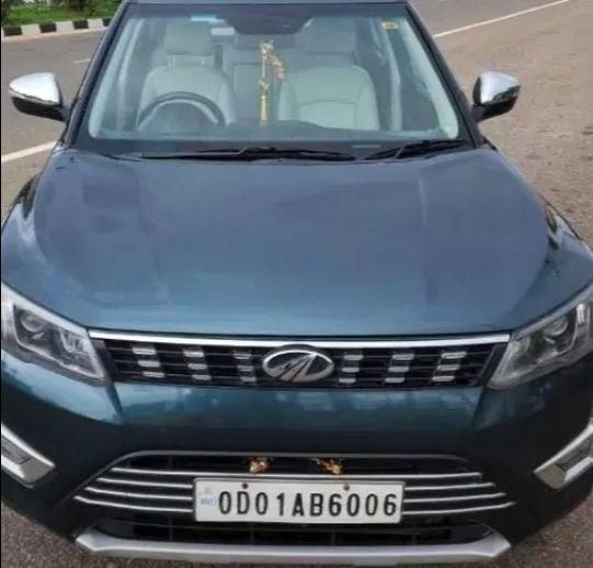 Mahindra XUV300 W8 (O) Petrol 2019