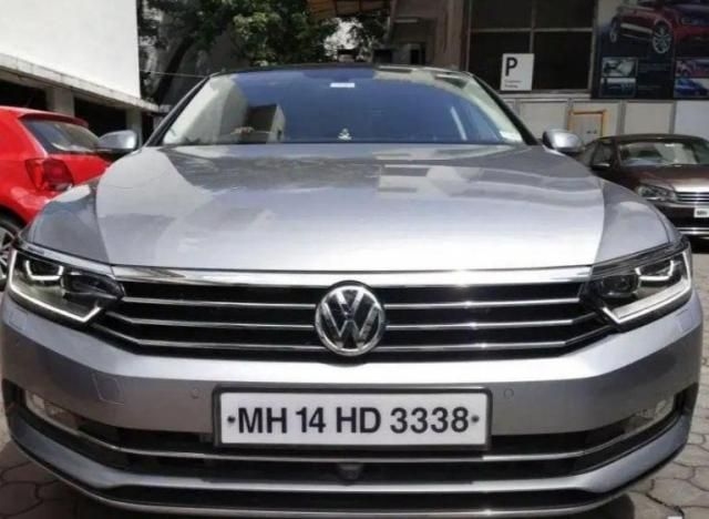 Volkswagen Passat Highline 2.0 TDI AT 2018