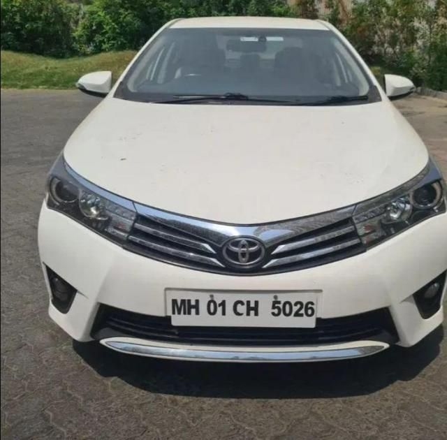 Toyota Corolla Altis 1.8V 2016