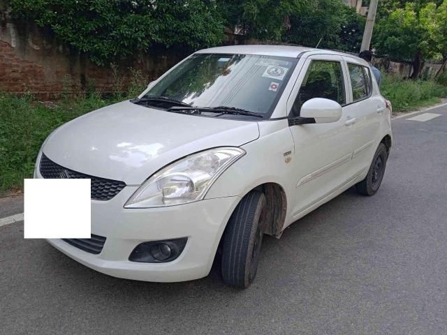 Maruti Suzuki Swift LXi Opt 2017