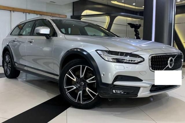 Volvo V90 Cross Country D5 Inscription 2017