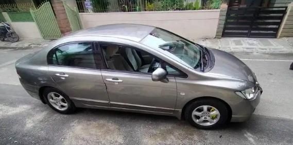 Honda Civic 1.8 V 2006