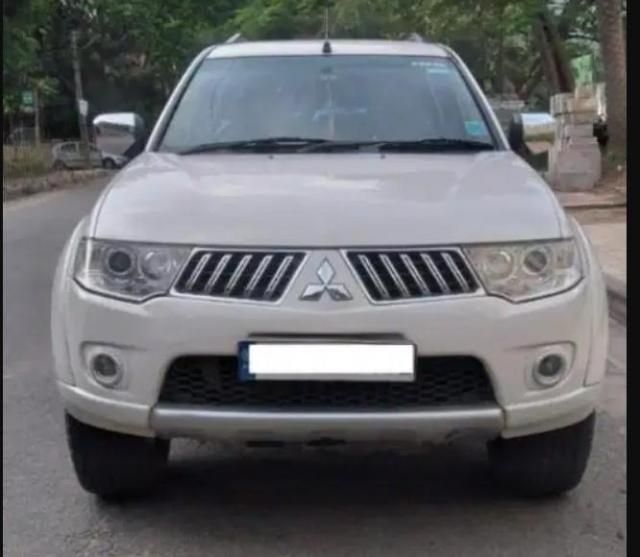 Mitsubishi Pajero Sport 4X4 2014