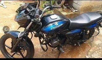 Bajaj Discover 125cc 2012