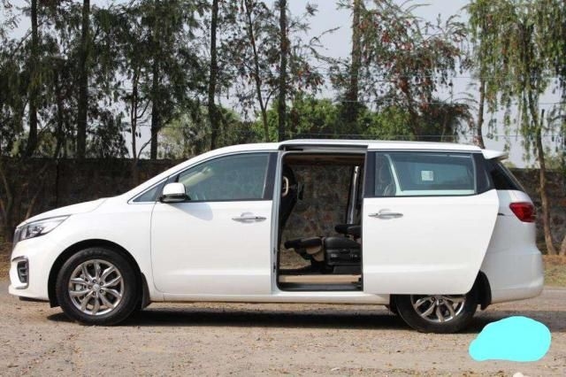 Kia Carnival Limousine Plus 7 STR 2021