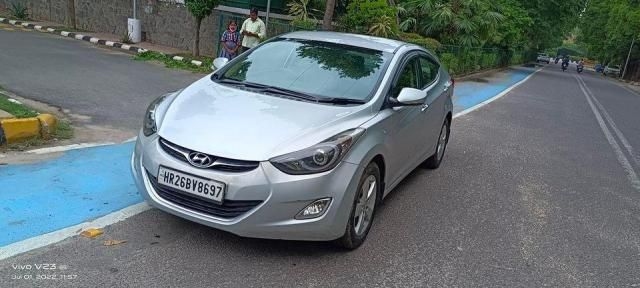 Hyundai Elantra 1.6 Base 2012