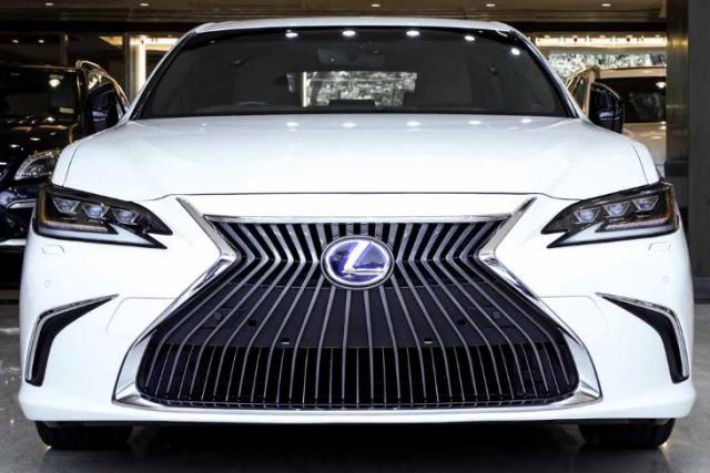 Lexus ES 300H 2018