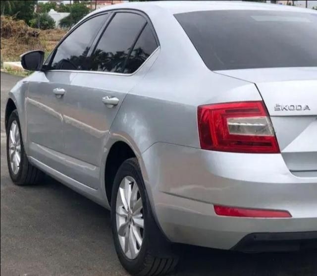 Skoda Octavia ELEGANCE 1.8 TSI AT 2015