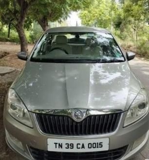 Skoda Rapid 1.5 TDI CR Style Plus AT 2016