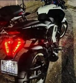 Bajaj Pulsar RS200 ABS 2021