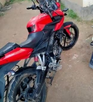 Bajaj Pulsar AS150 2015