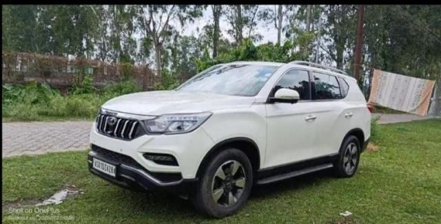 Mahindra Alturas G4 4WD AT 2019