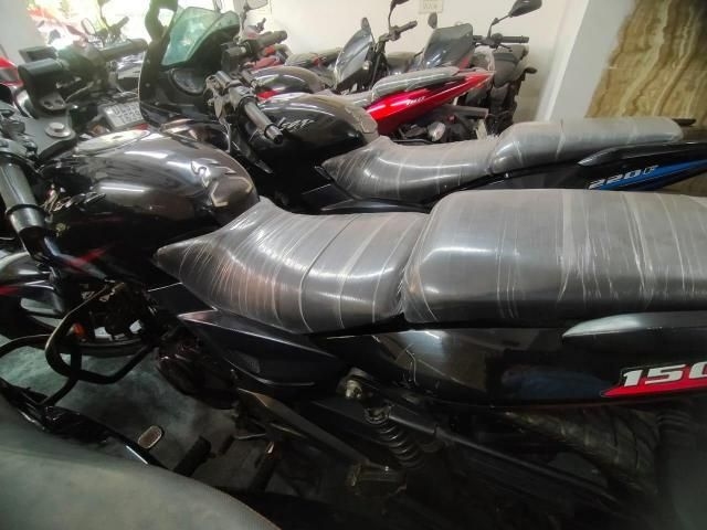 Bajaj Pulsar 150cc 2019