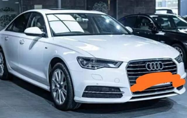 Audi Q3 35 TDI Premium + Sunroof 2017