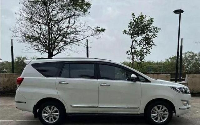 Toyota Innova Crysta 2.4 GX AT 7 STR BS6 2021