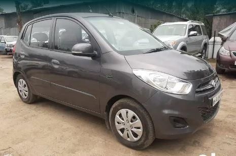 Hyundai i10 Sportz 1.2 AT 2012