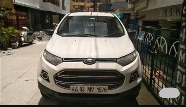 Ford EcoSport Ambiente 1.5L TDCi 2015