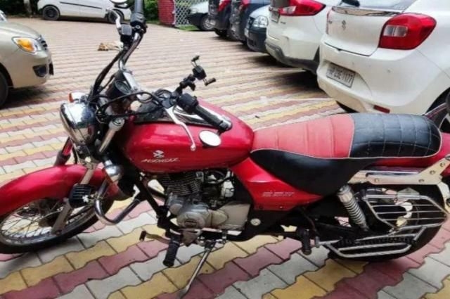 Bajaj Avenger 220cc 2013