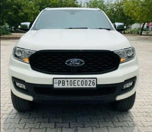 Ford Endeavour Titanium 2.2 4x2 AT 2019