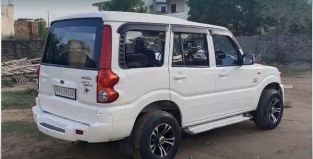 Mahindra Scorpio Ex 2014