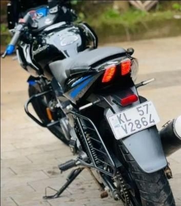 Bajaj Pulsar ABS 220F 2020