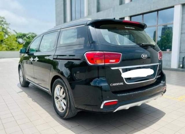 Kia Carnival Limousine 7 STR 2020