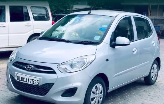 Hyundai i10 Sportz 1.2 AT 2012