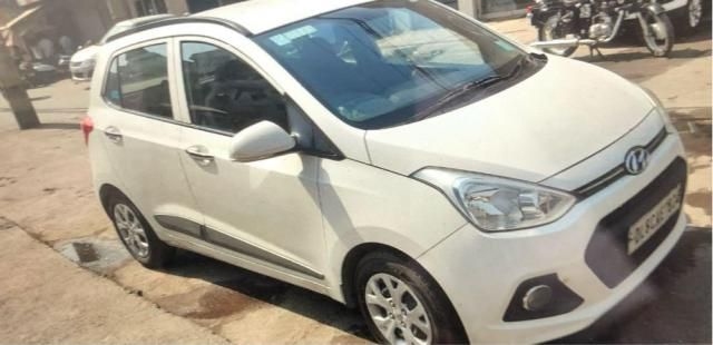 Hyundai Grand i10 Sportz 1.2 Kappa VTVT 2015