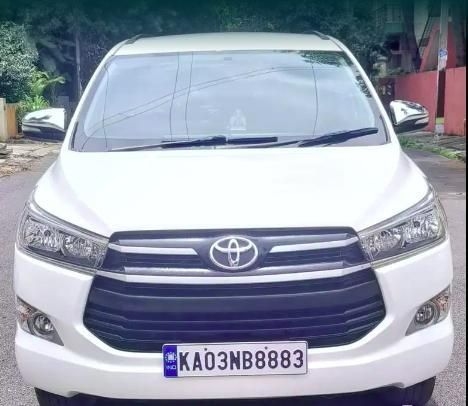 Toyota Innova Crysta 2.4 GX 8 STR 2018