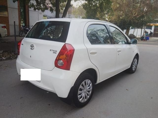 Toyota Etios Liva VD 2017