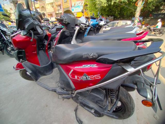 Yamaha Ray ZR 125 Disc BS6 2020