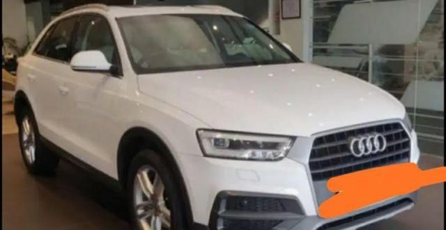 Audi Q3 30 TFSI Premium 2019