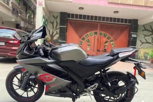 Yamaha YZF-R15 V3 150cc Darknight edition BS6 2021