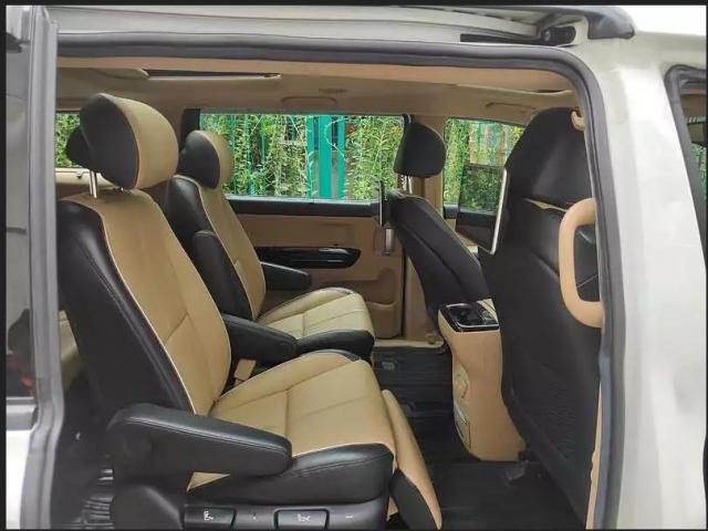Kia Carnival Limousine Plus 7 STR 2022