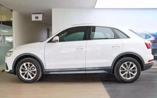 Audi Q3 30 TDI Premium FWD 2017