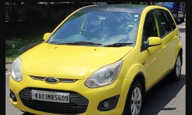 Ford Figo DURATEC TITANIUM 1.2 2012