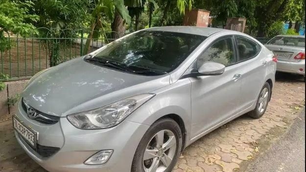 Hyundai Elantra 2.0 SX MT 2012