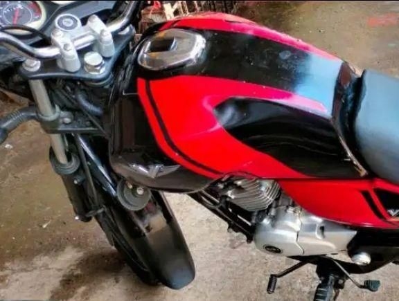 Bajaj V15 150cc 2016