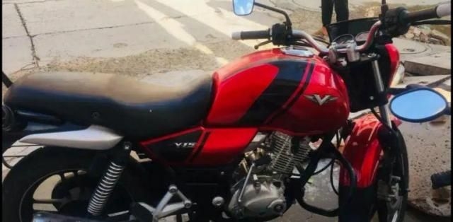 Bajaj V15 150cc 2016